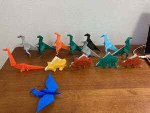 恐竜折り紙からのママのあり方